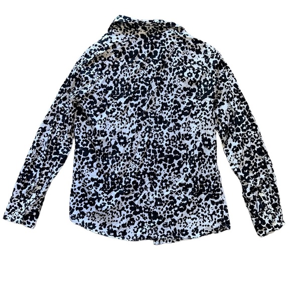 J. CREW Boy Shirt In Snowcat Leopard Animal Print Buttondown Blouse Top Size 8 - Picture 3 of 5